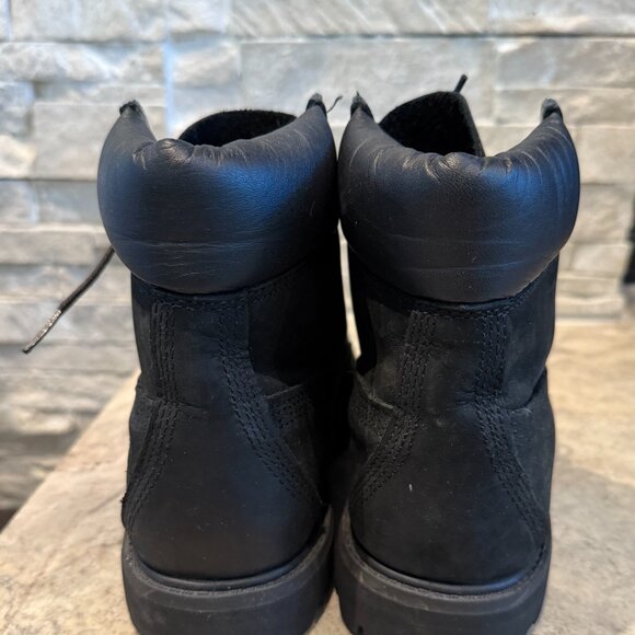 Timberland | Ankle Boots | Black | US 7M | Gently Used - Picture 3 of 10